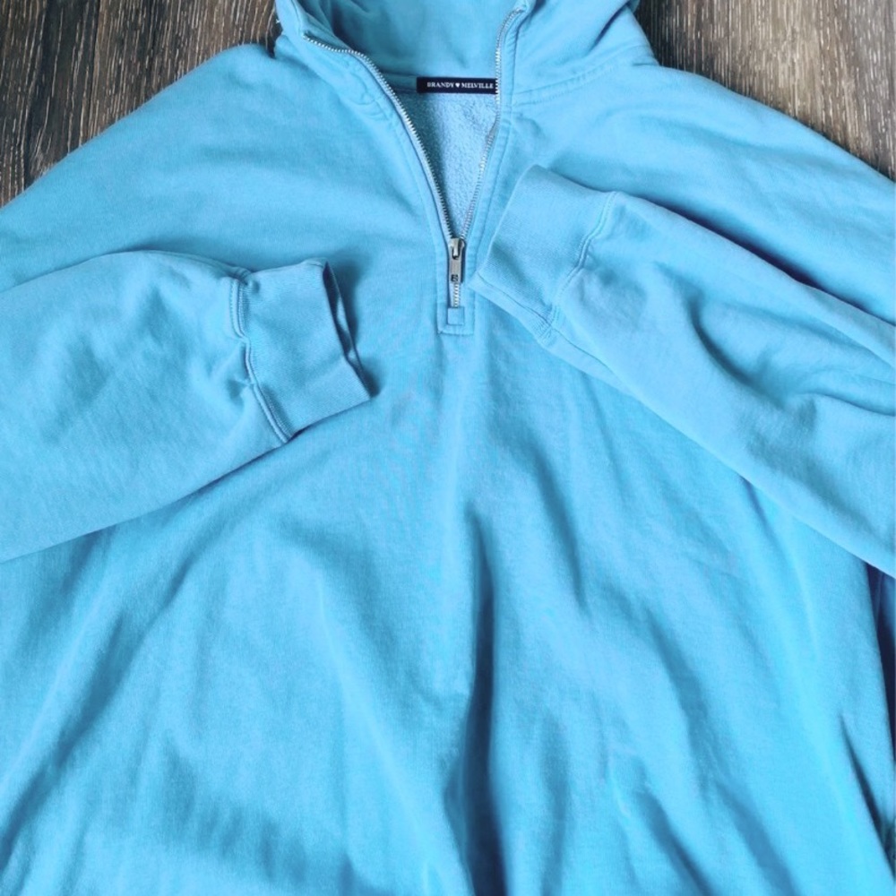 Brandy Melville Sweatshirt